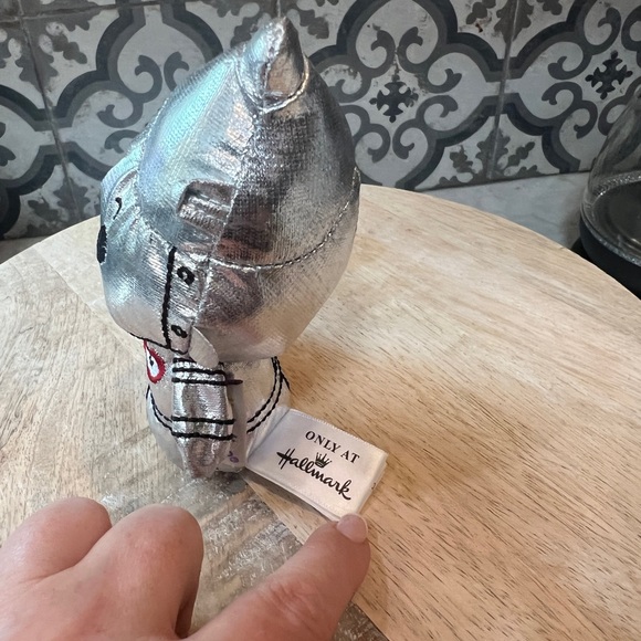 NWT-COLLECTIBLE VINTAGE TIN MAN STUFFED TOY- 4” - Picture 2 of 3